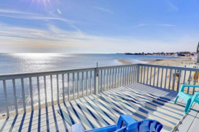 Cheerful 3 Bedroom Beach Front Cottage with Fire Place